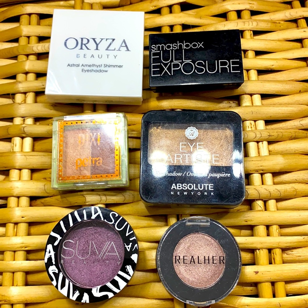 6 piece Eyeshadow bundle